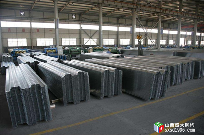 了解山西樓承板生產(chǎn)廠家定價，讓您在選購時心中有數(shù)-山西盛大鋼構(gòu)