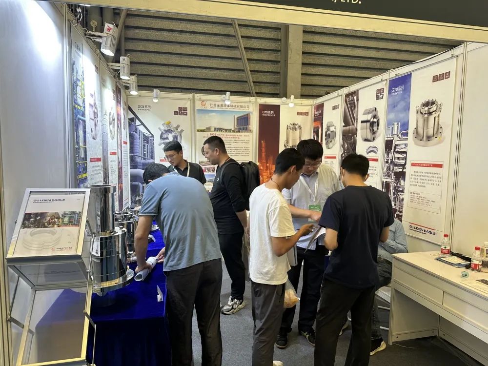 江蘇金鷹亮相第16屆世界制藥機械、包裝設(shè)備與材料中國展